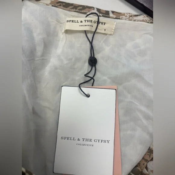 SPELL AND THE GYPSY COLLECTIVE LEOPARD PRINT ADA GOWN NWT SIZE SMALL - Picture 11 of 12